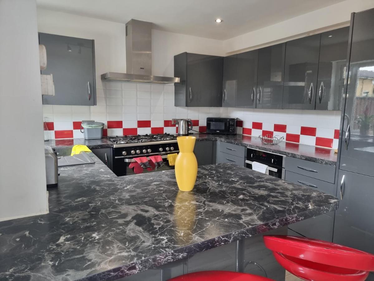 Spacious House In Central מנצ'סטר מראה חיצוני תמונה