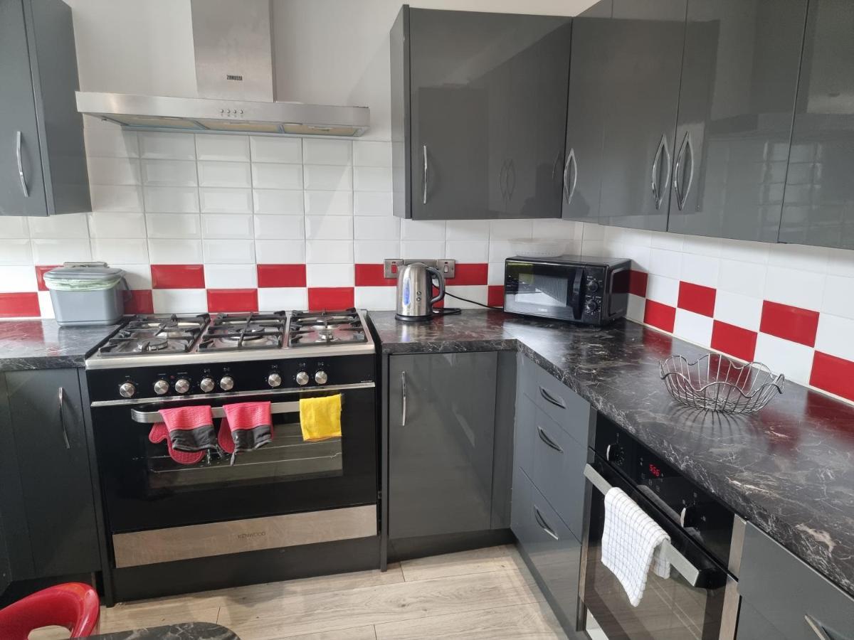 Spacious House In Central מנצ'סטר מראה חיצוני תמונה